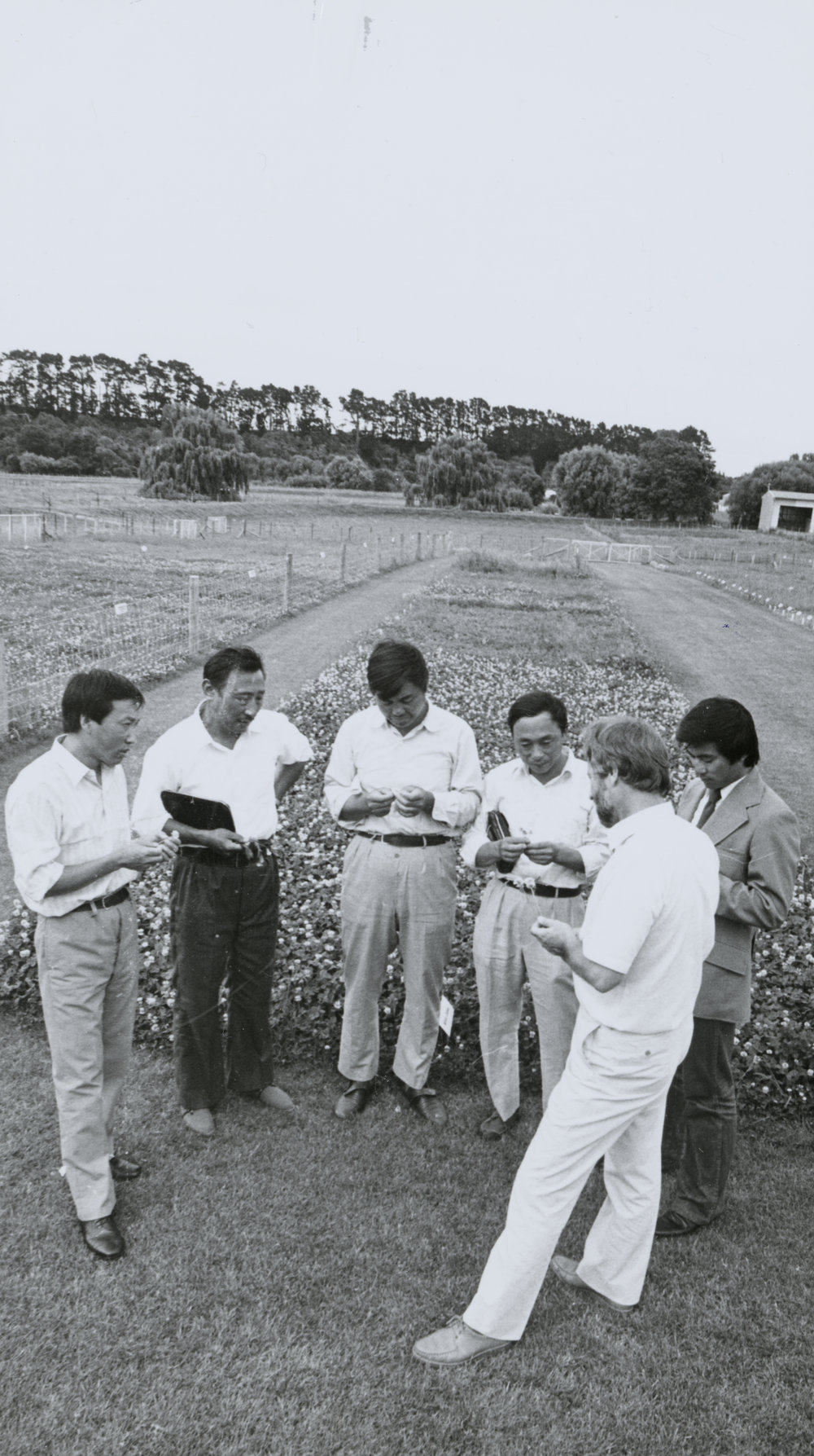 John Lancashire and visitors in new demonstration block
