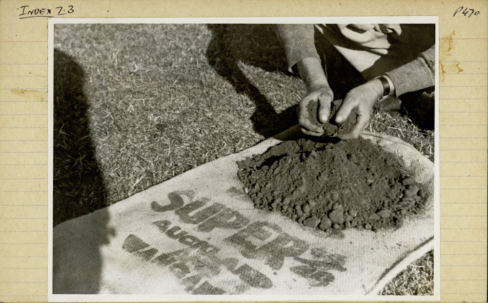 Soil sampling 4: how not to mix samples