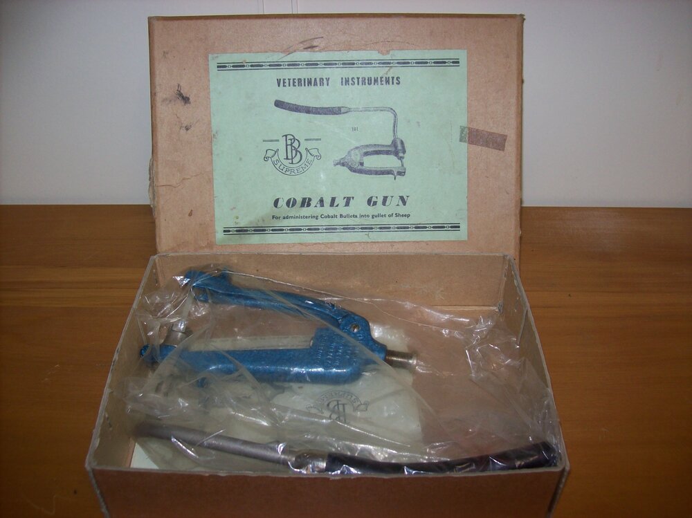 Wallaceville - Cobalt Gun