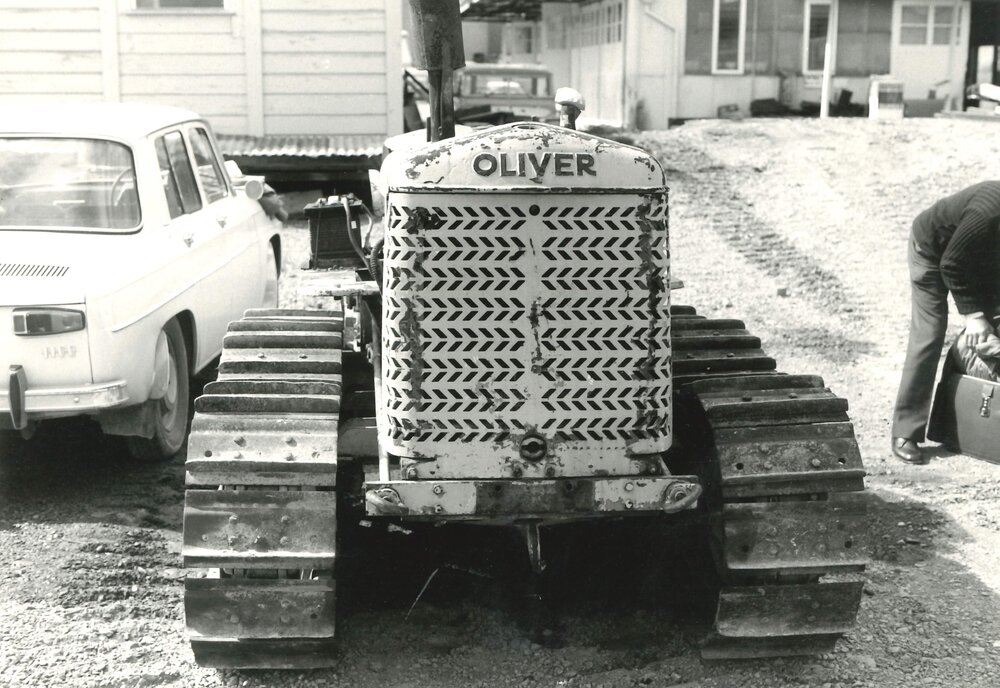 Oliver tractor - 1