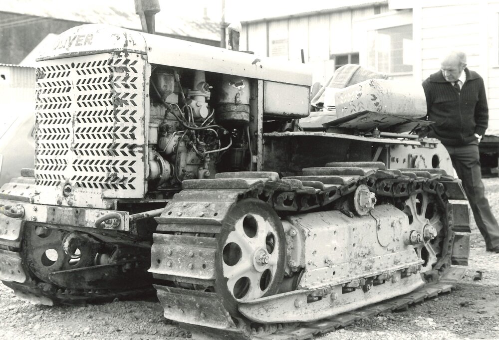 Oliver tractor - 4