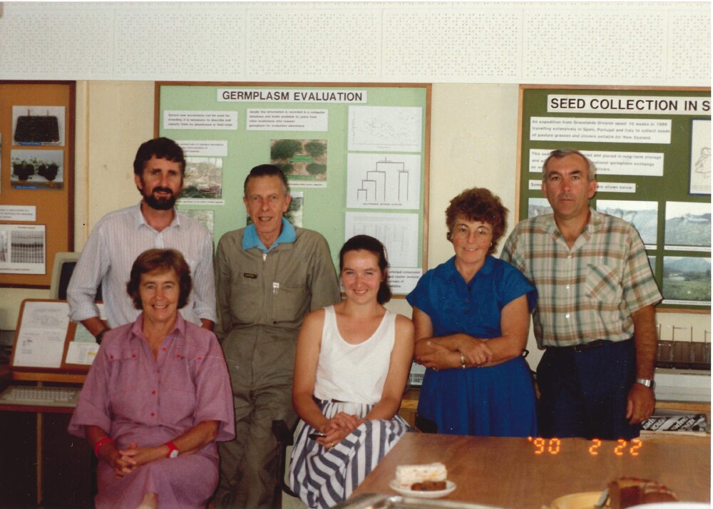 Margot Forde - in group - 1