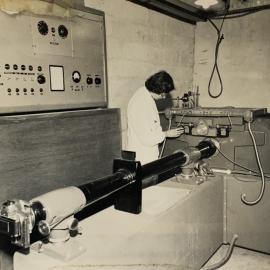 Scientific equipment - unidentified