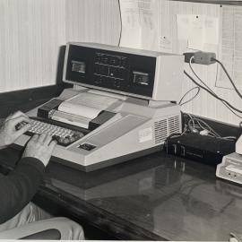 ASR 700 model 732 word processor