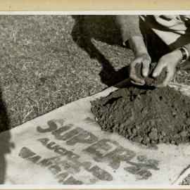 Soil sampling 4: how not to mix samples