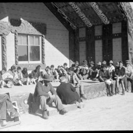 Maori farm students on the marae