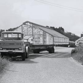 Glasshouse on the move