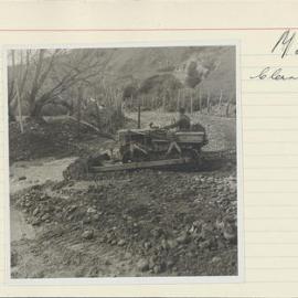 Groynes. 5. Clearing the waterway