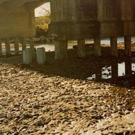 Shingle Scouring under the Aorangi Bridge