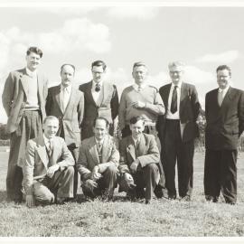Sporidesmin research staff group portrait